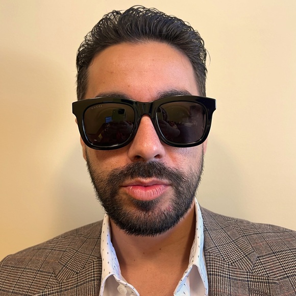 GUCCI Black Frames Sunglasses Unisex main image 9